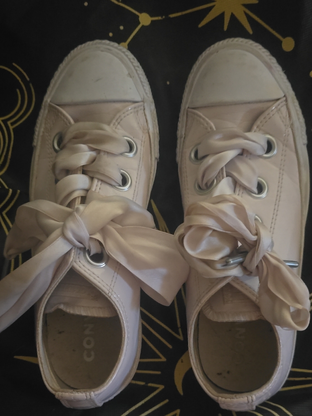 Converse Girls' Low-Top Sneakers in Light Pink with Satin Ribbon Laces
